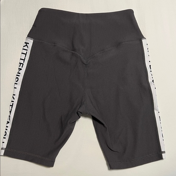 Kittenish set - Picture 3 of 6